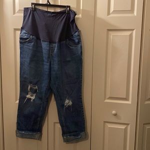 Old Navy Maternity boyfriend jeans